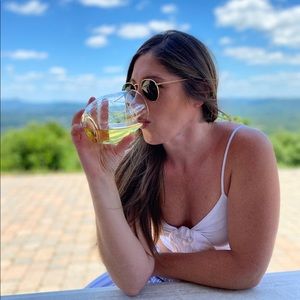 Meet your Posher, Marissa